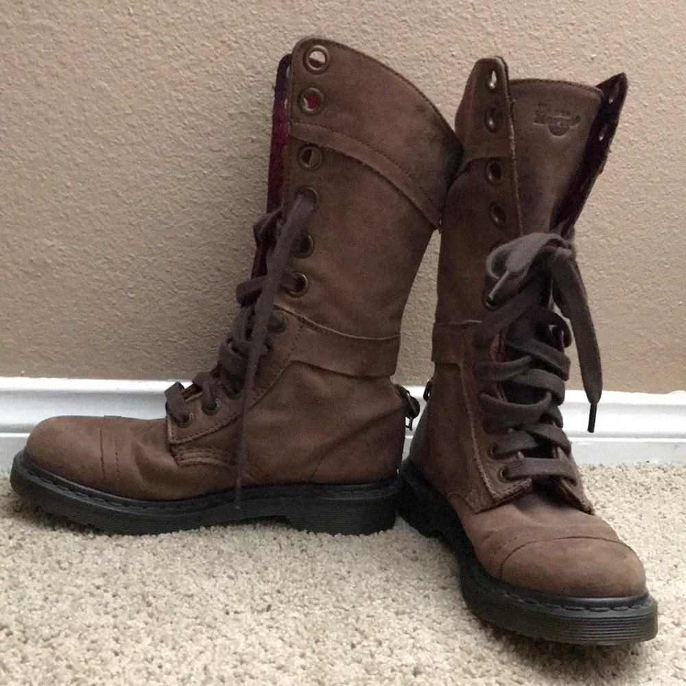 Dr Martens “Triumph” 12 Hole boots